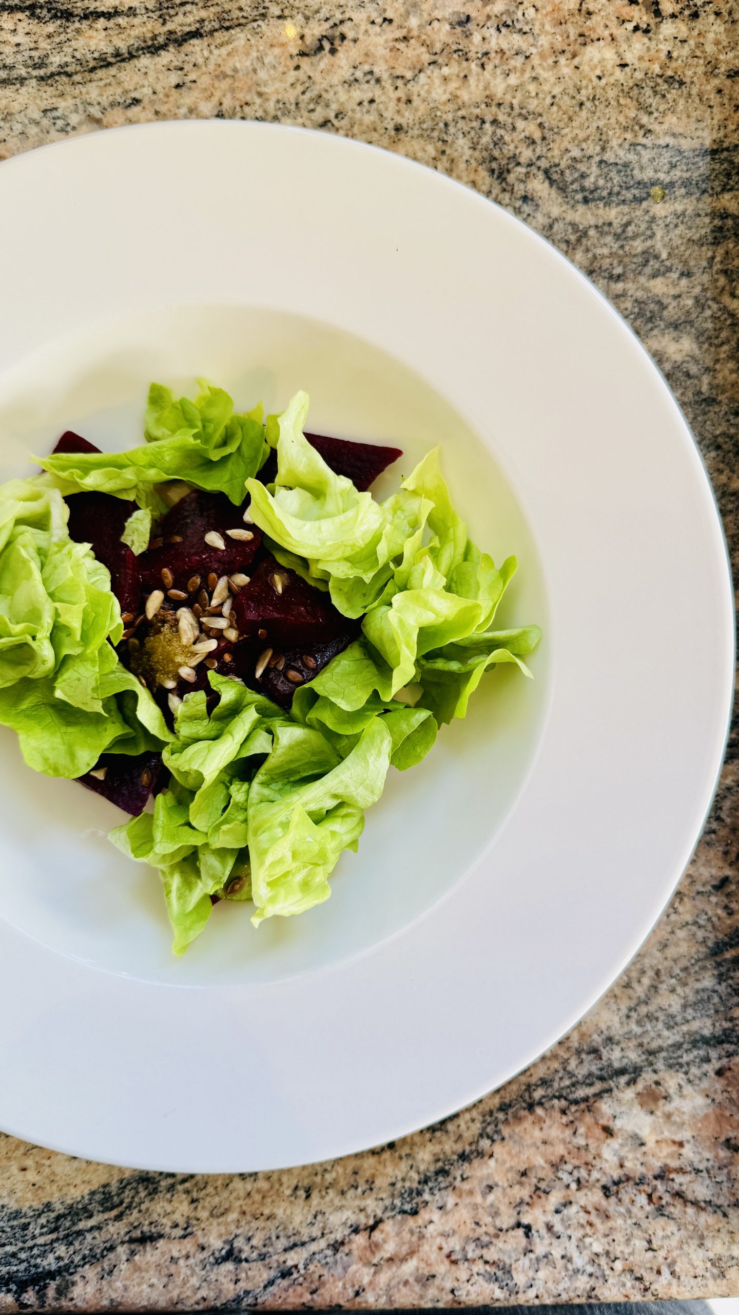 WOW! Heilbutt in Senf-Saaten-Kruste mit Ofengemüse